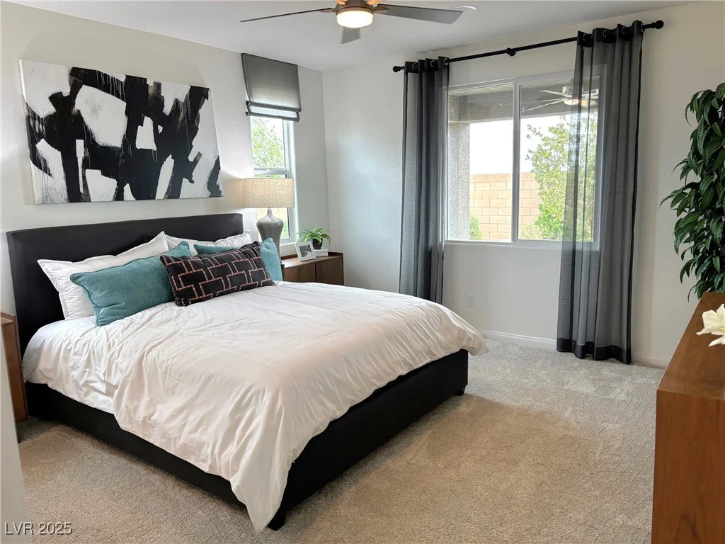 929 Hunter Shores, North Las Vegas, NV 89084