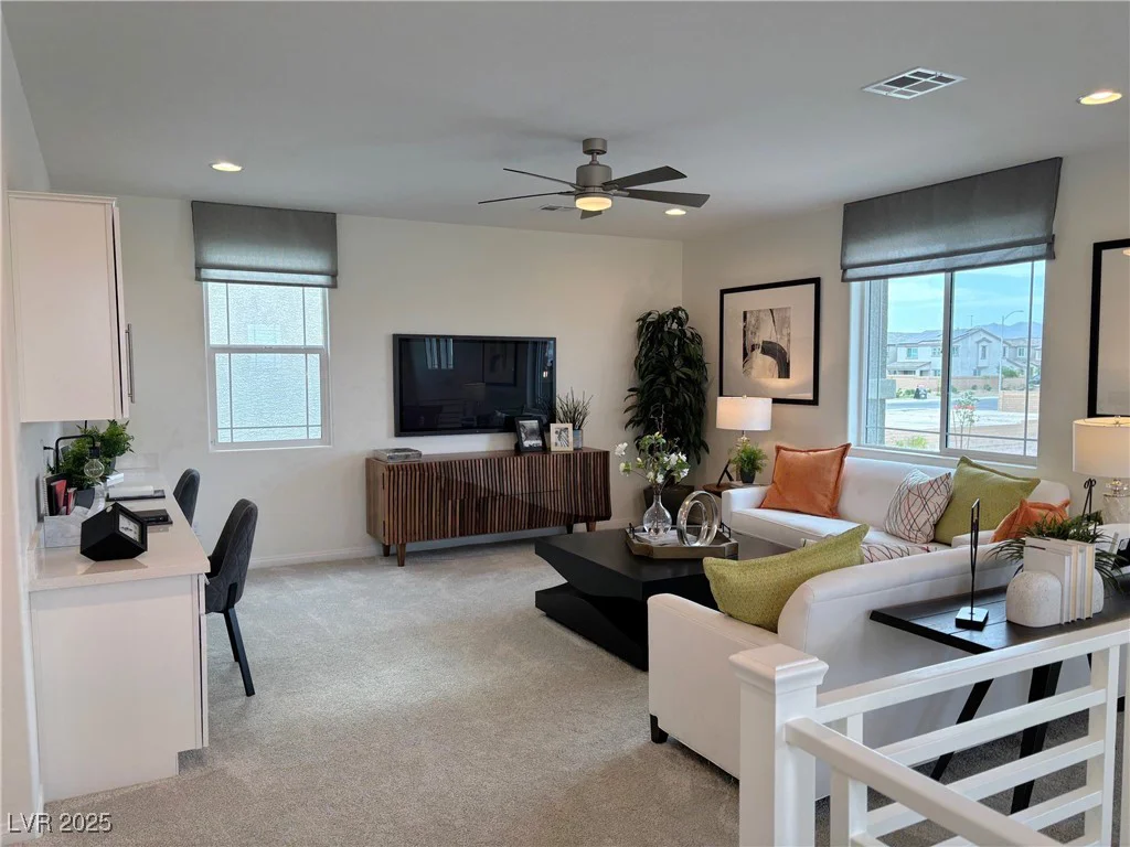 929 Hunter Shores, North Las Vegas, NV 89084
