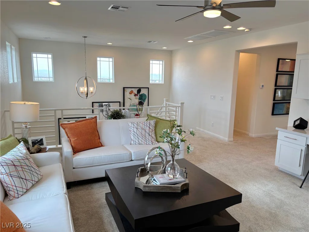 929 Hunter Shores, North Las Vegas, NV 89084