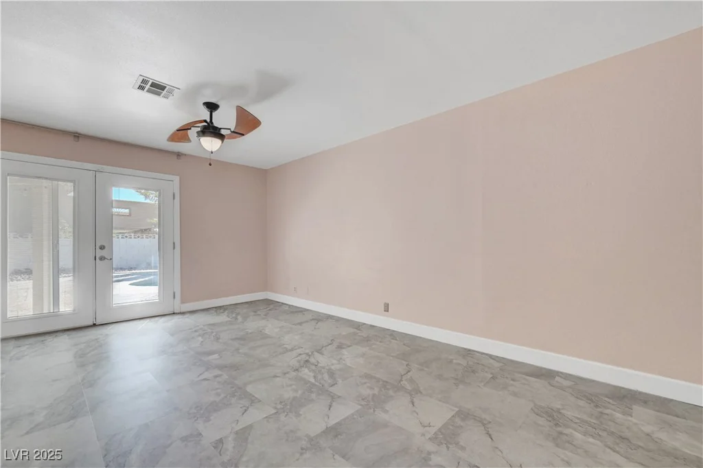 8705 Orvieto, Las Vegas, NV 89117