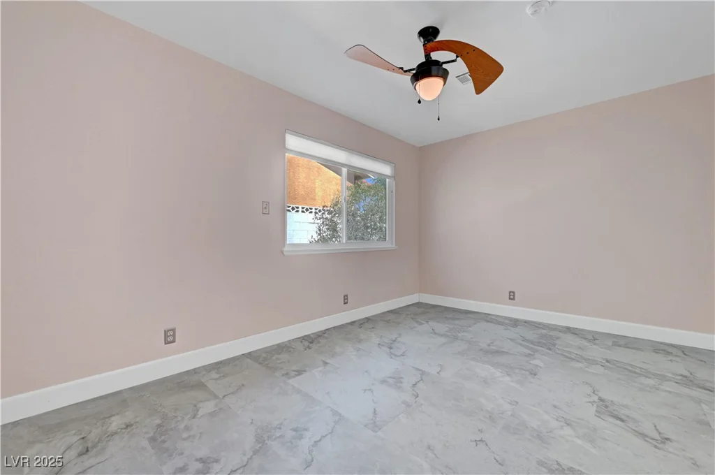 8705 Orvieto, Las Vegas, NV 89117