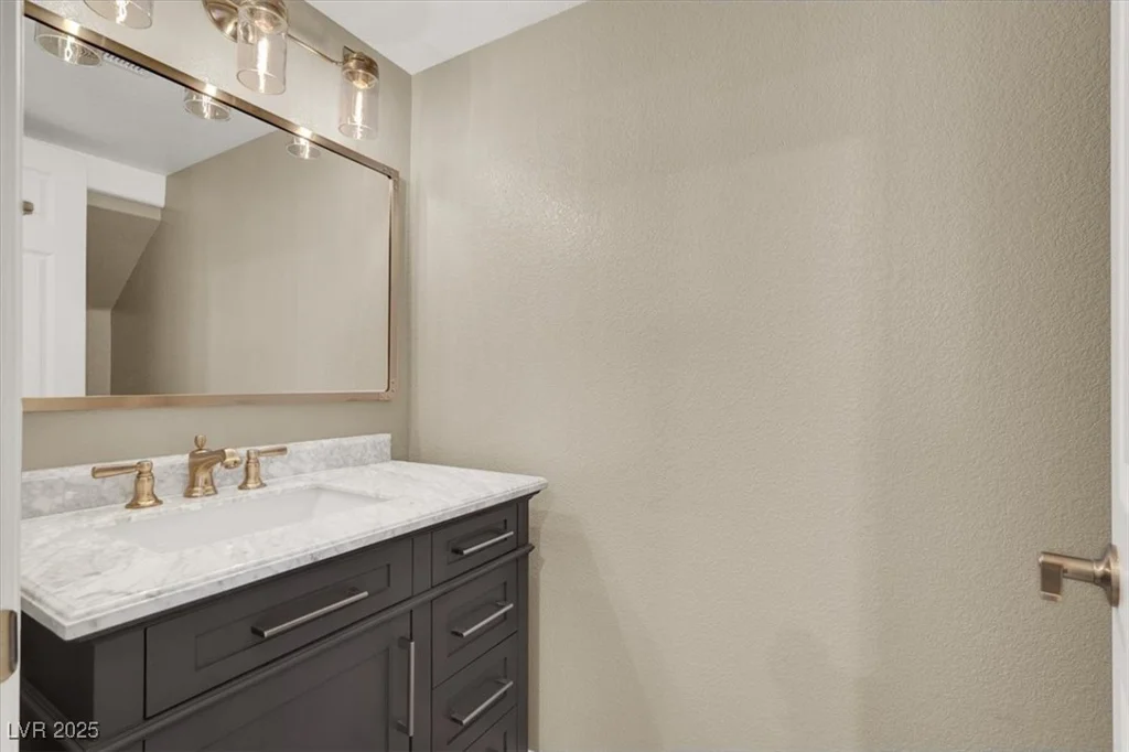 2295 Koho, Las Vegas, NV 89183