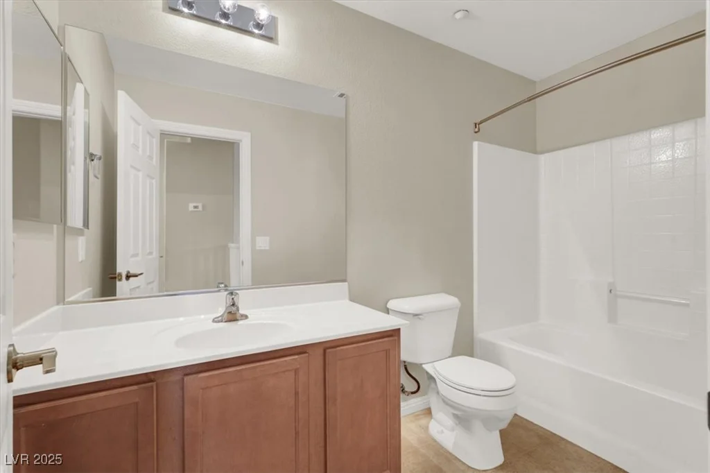 2295 Koho, Las Vegas, NV 89183