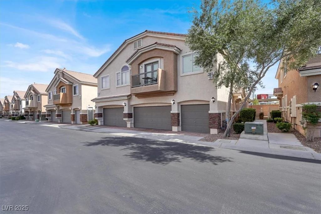 2295 Koho, Las Vegas, NV 89183