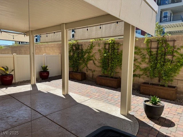 2295 Koho, Las Vegas, NV 89183