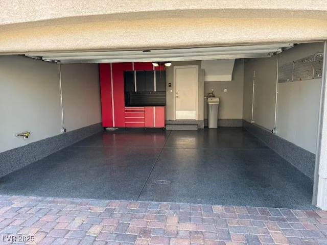 2295 Koho, Las Vegas, NV 89183