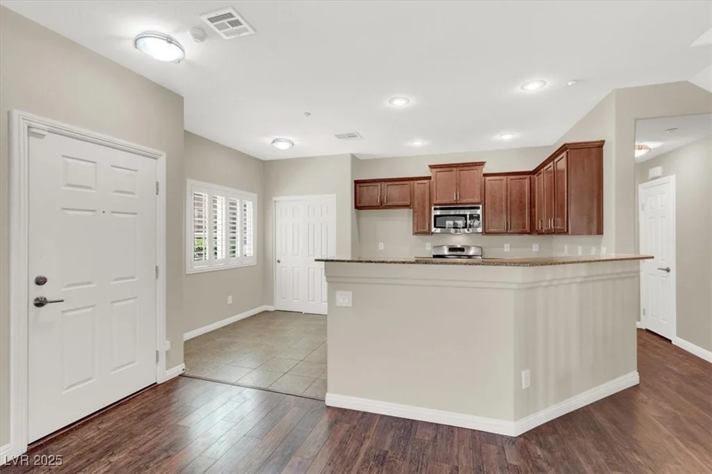 2295 Koho, Las Vegas, NV 89183