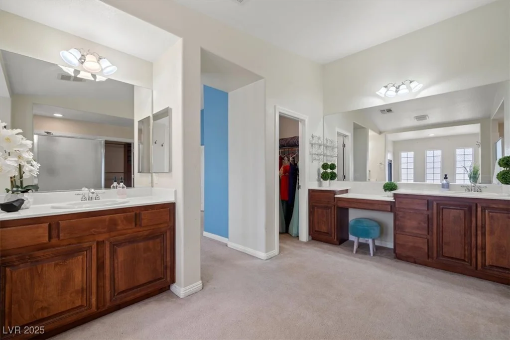 6335 Iginlas Goal, Las Vegas, NV 89131
