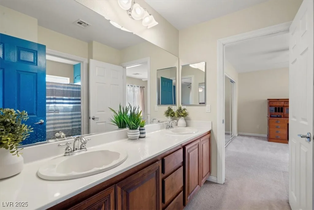 6335 Iginlas Goal, Las Vegas, NV 89131