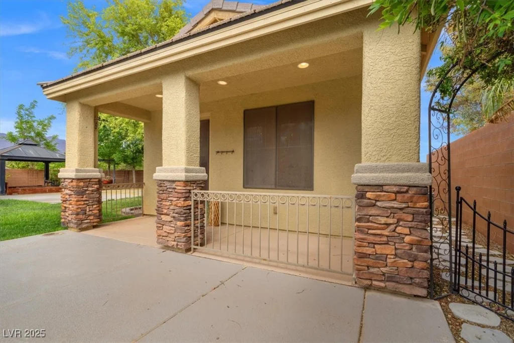 6335 Iginlas Goal, Las Vegas, NV 89131