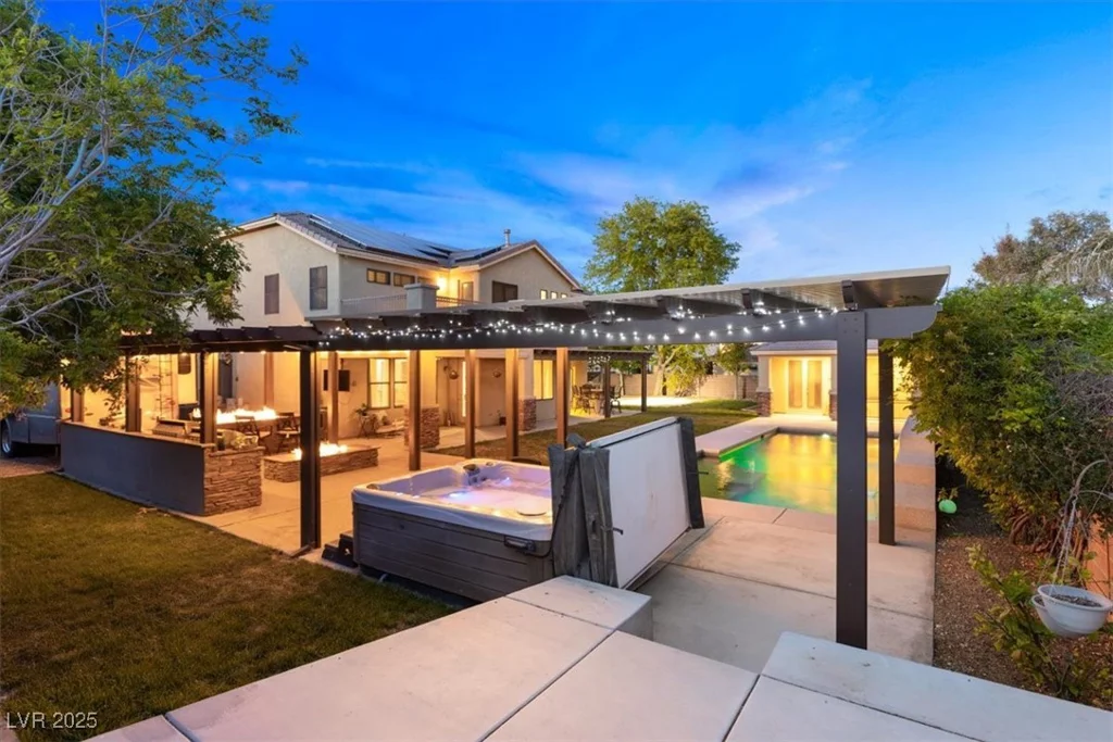6335 Iginlas Goal, Las Vegas, NV 89131