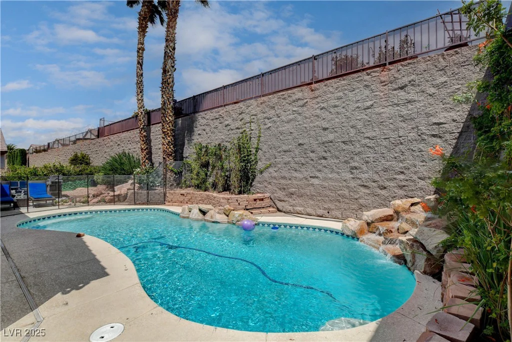 2078 Wildwood Lake, Henderson, NV 89052