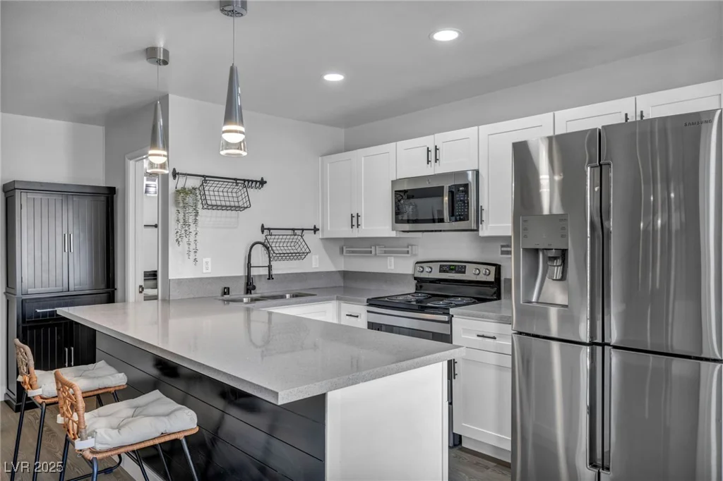 1025 Willow Tree, Las Vegas, NV 89128