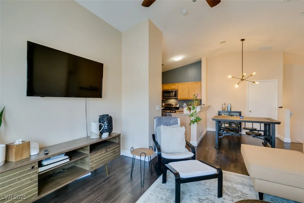 6576 Buster Brown, Las Vegas, NV 89122