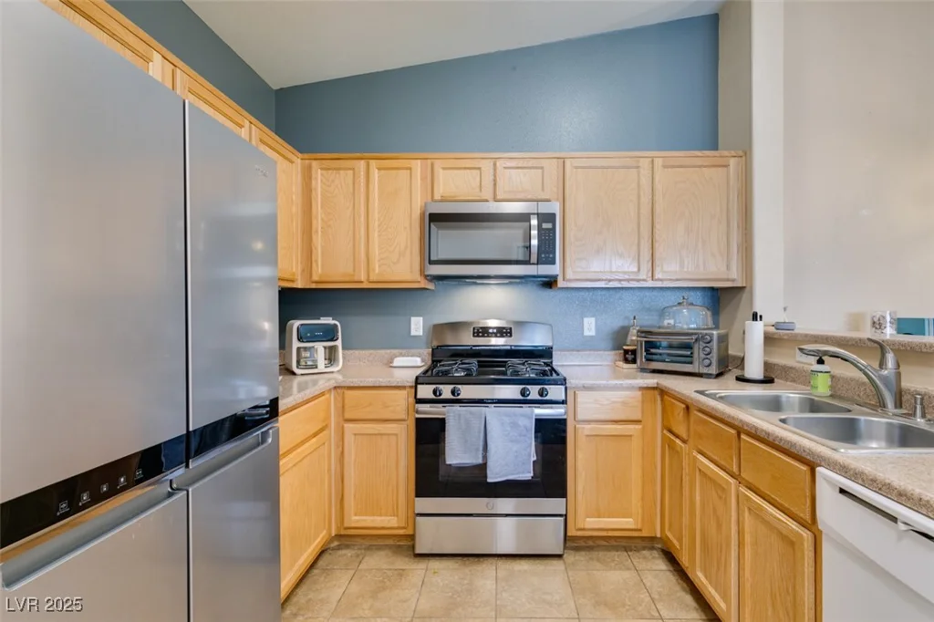 6576 Buster Brown, Las Vegas, NV 89122