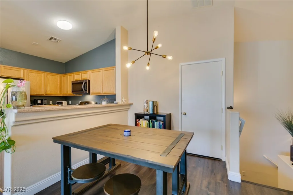 6576 Buster Brown, Las Vegas, NV 89122
