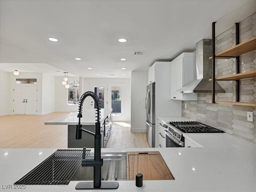 2894 Matese, Henderson, NV 89052