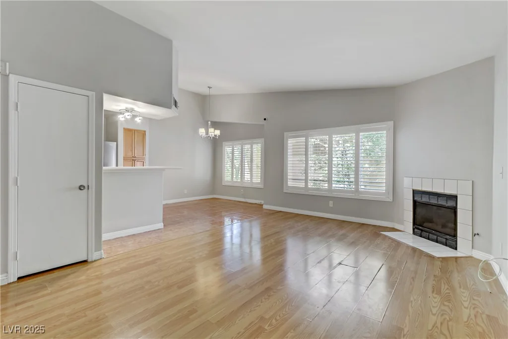 8450 Alta, Las Vegas, NV 89145