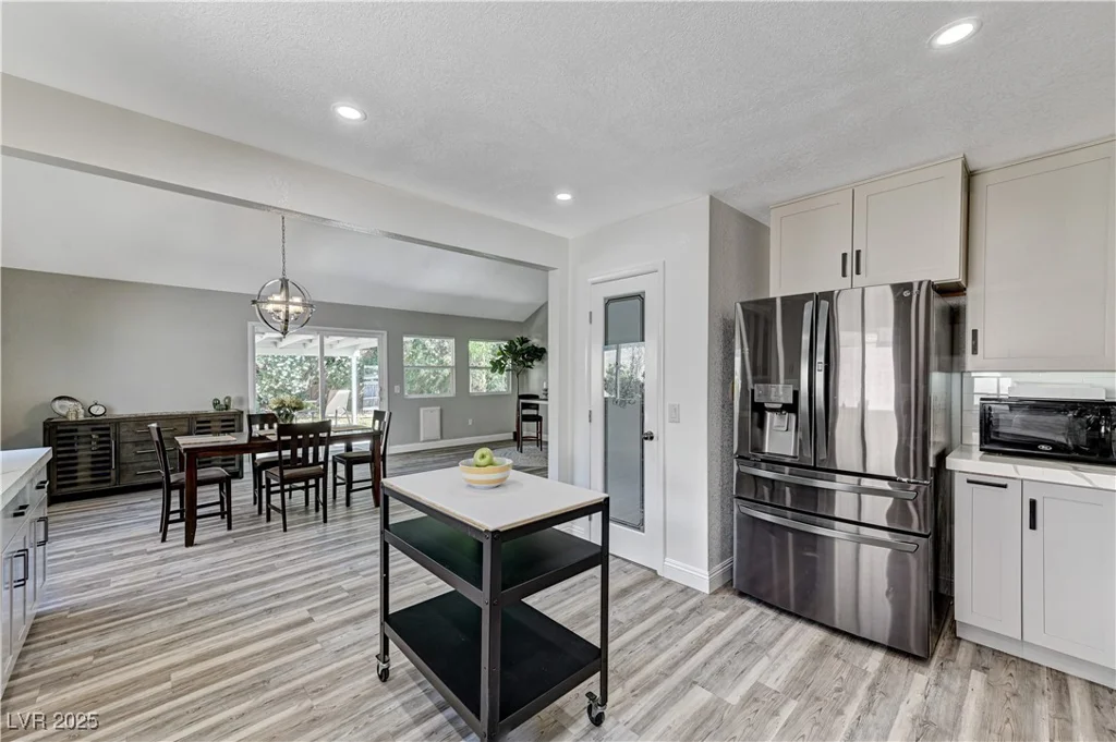 1940 Canterbury, Las Vegas, NV 89119