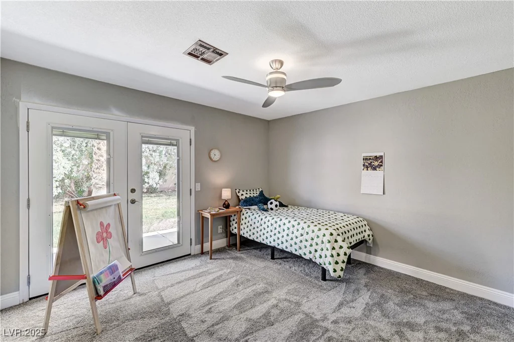 1940 Canterbury, Las Vegas, NV 89119