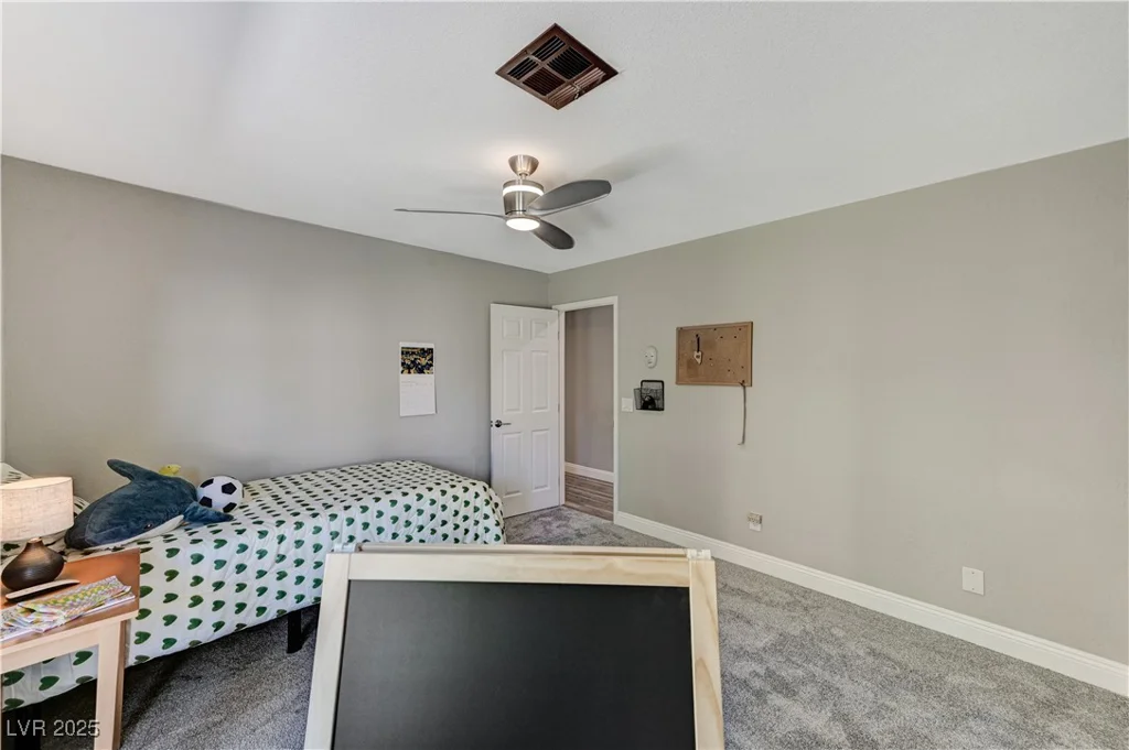 1940 Canterbury, Las Vegas, NV 89119