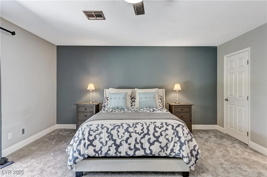 1940 Canterbury, Las Vegas, NV 89119