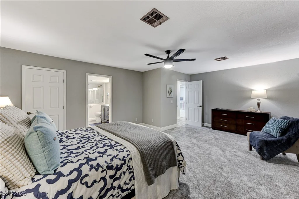 1940 Canterbury, Las Vegas, NV 89119