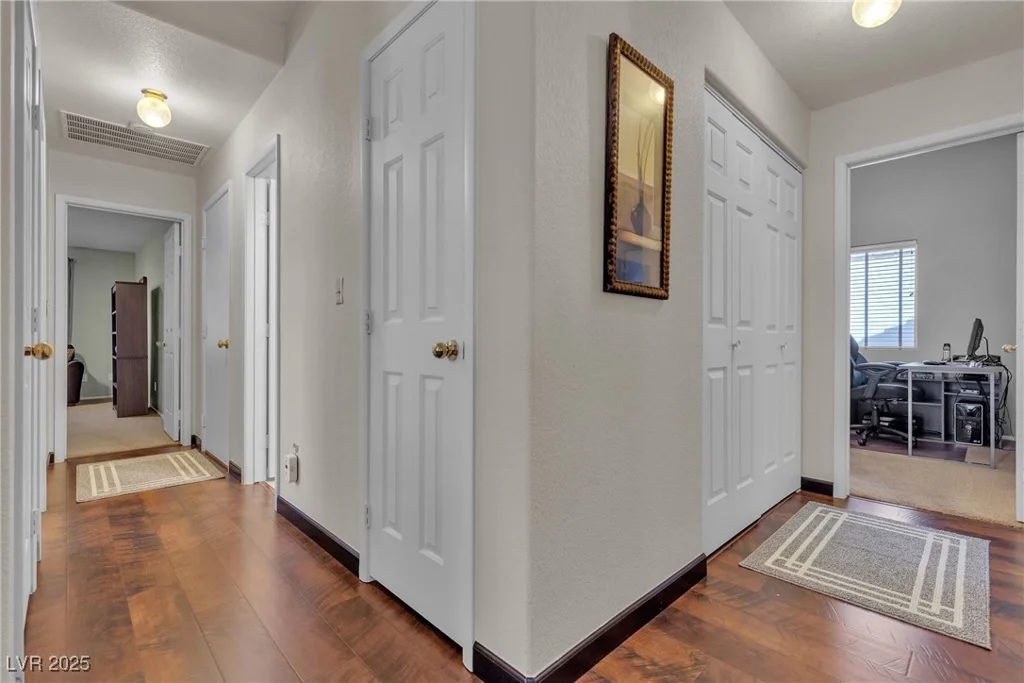 9562 Collinsleap, Las Vegas, NV 89123
