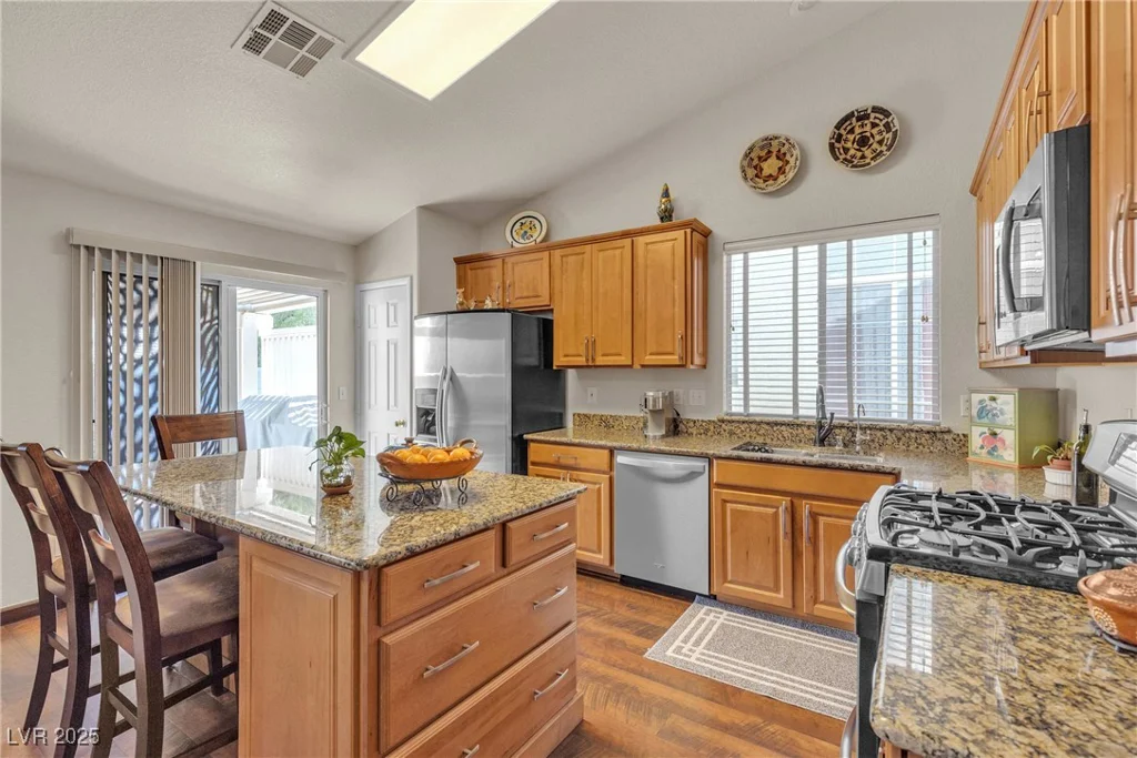 9562 Collinsleap, Las Vegas, NV 89123