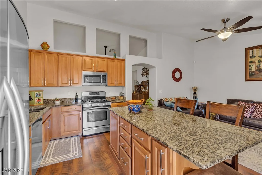 9562 Collinsleap, Las Vegas, NV 89123