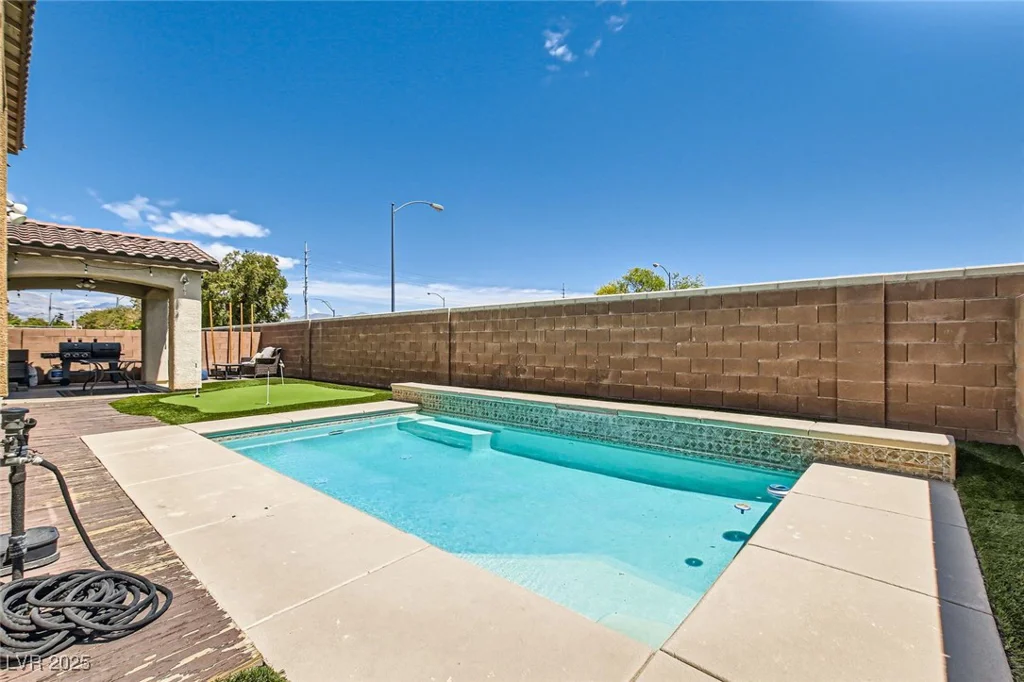 5920 Big Horn View, North Las Vegas, NV 89031