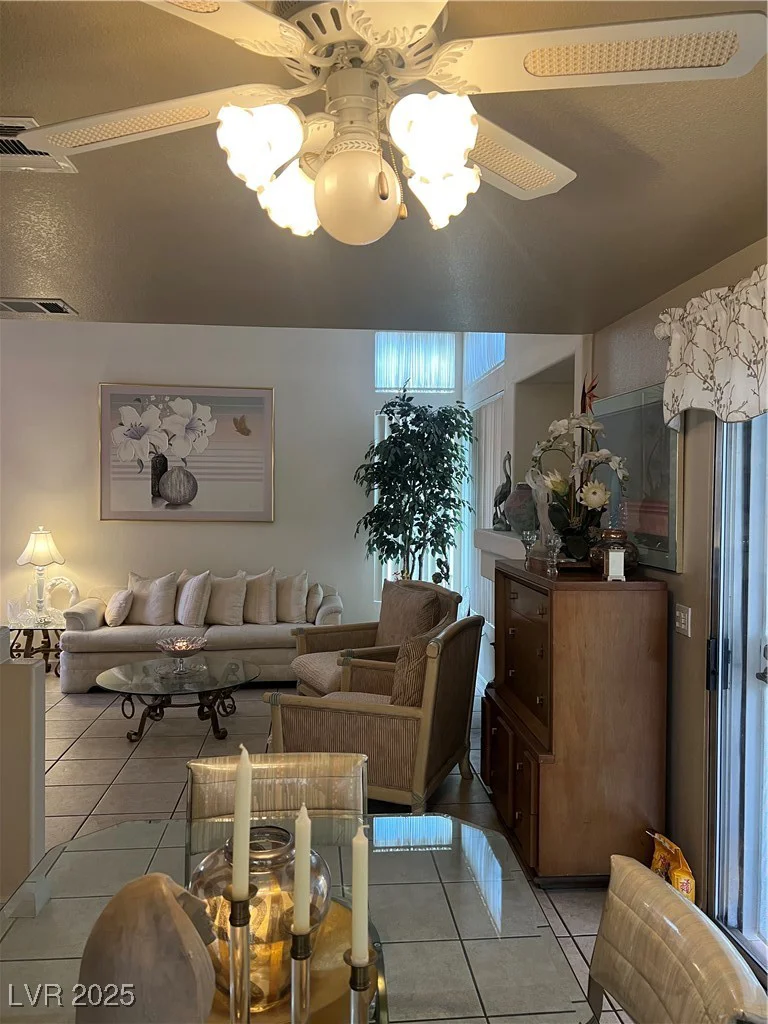 1853 Citroen, Las Vegas, NV 89142