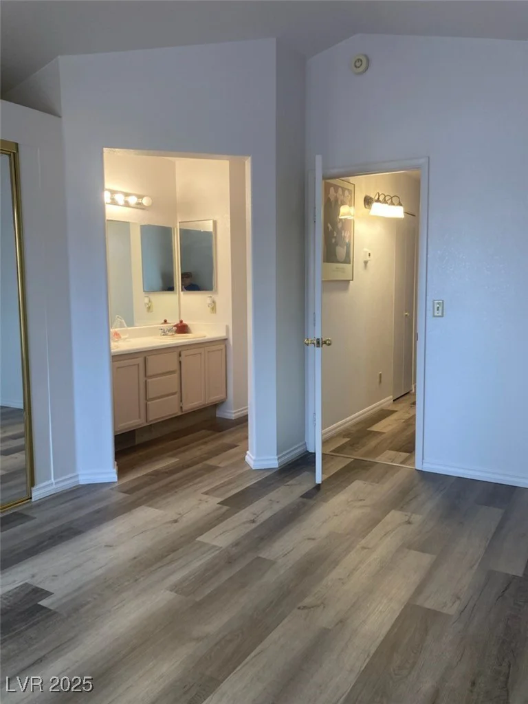 1853 Citroen, Las Vegas, NV 89142