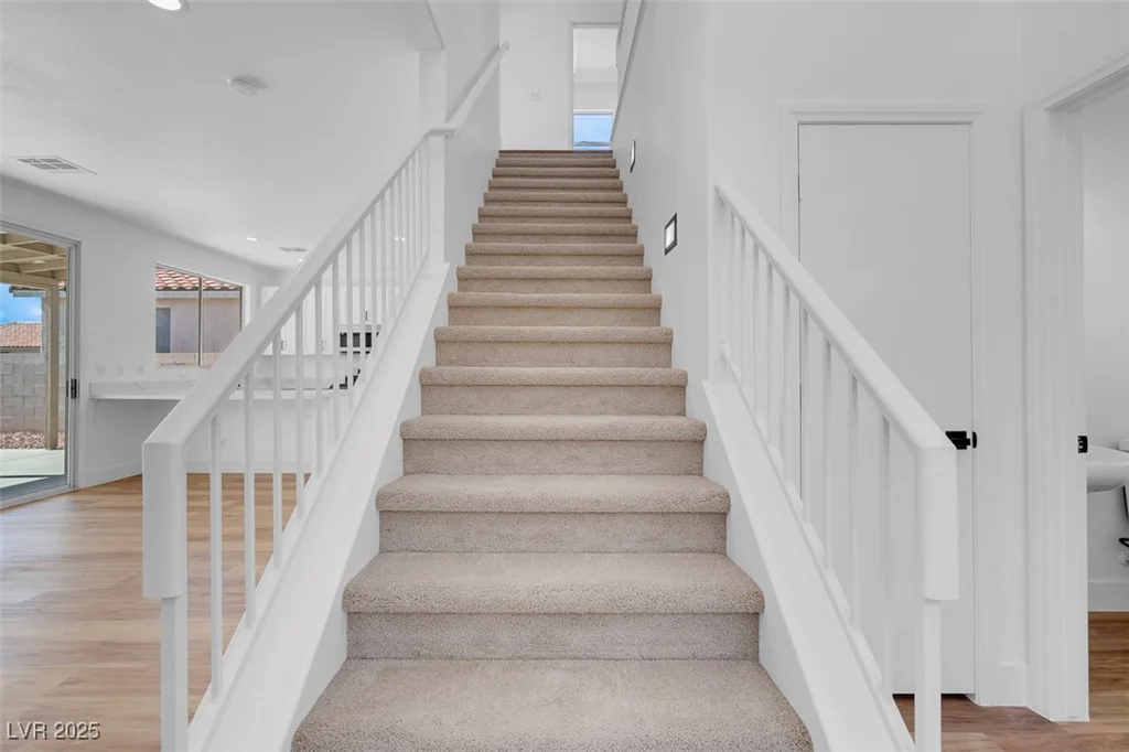 8725 Russet Hills, Las Vegas, NV 89147