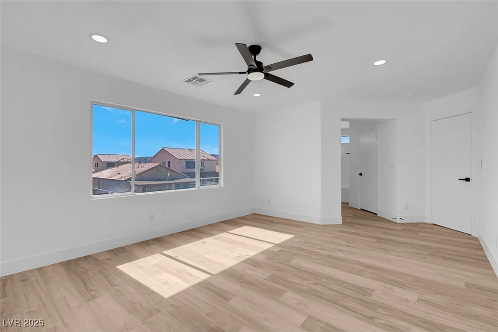 8725 Russet Hills, Las Vegas, NV 89147