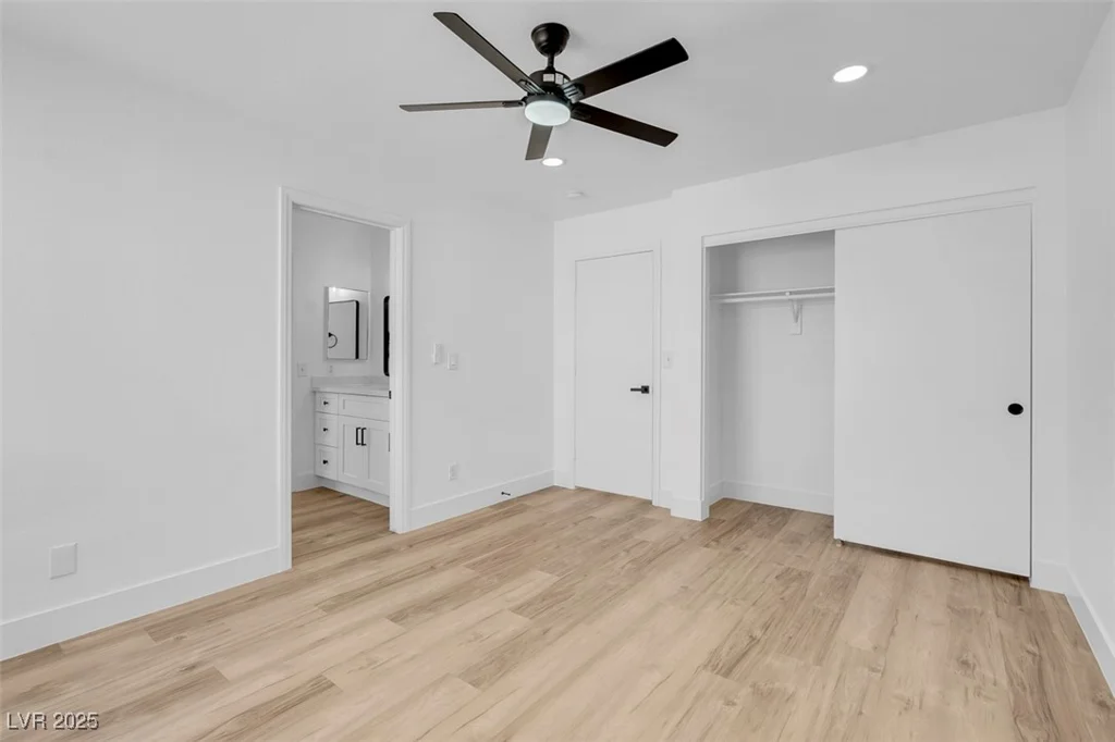 8725 Russet Hills, Las Vegas, NV 89147