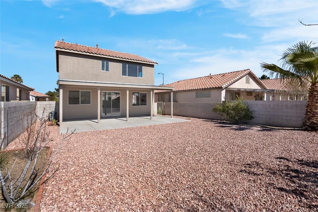 8725 Russet Hills, Las Vegas, NV 89147