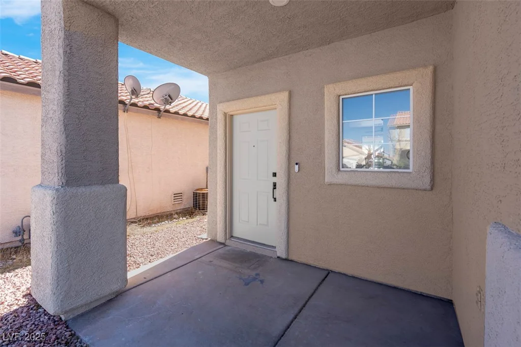 8725 Russet Hills, Las Vegas, NV 89147
