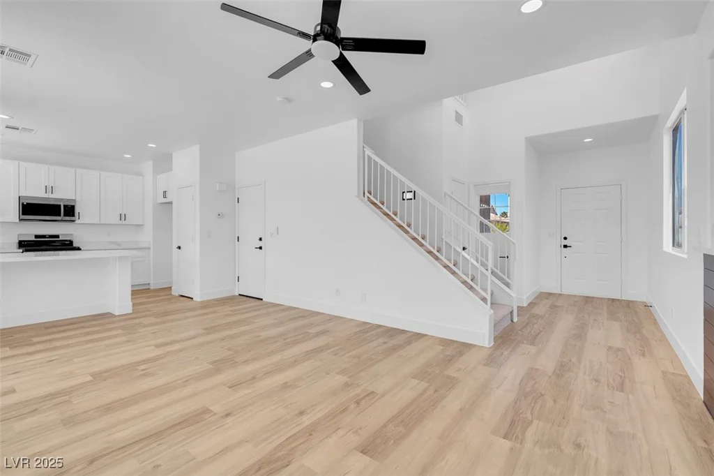 8725 Russet Hills, Las Vegas, NV 89147