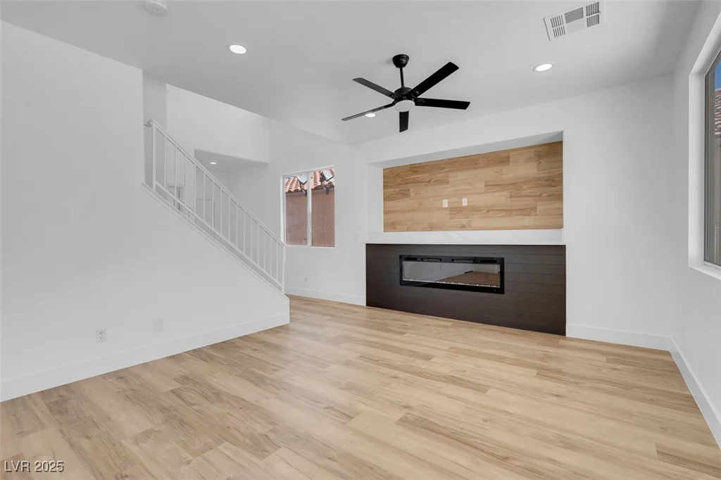 8725 Russet Hills, Las Vegas, NV 89147