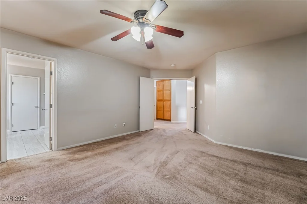 10166 Monks Hood, Las Vegas, NV 89183