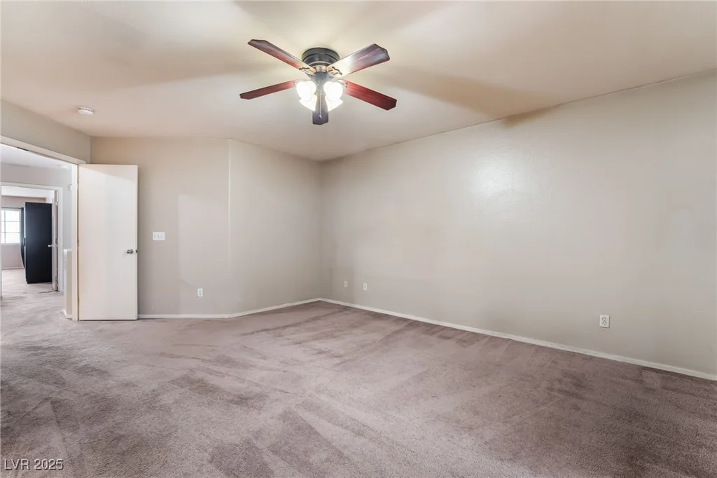 10166 Monks Hood, Las Vegas, NV 89183