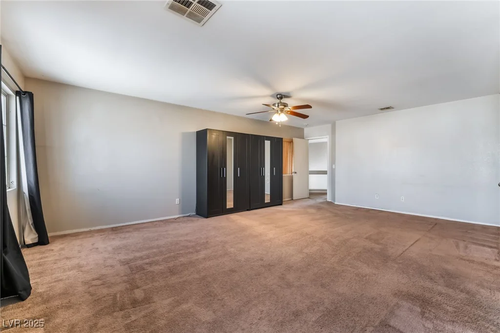 10166 Monks Hood, Las Vegas, NV 89183