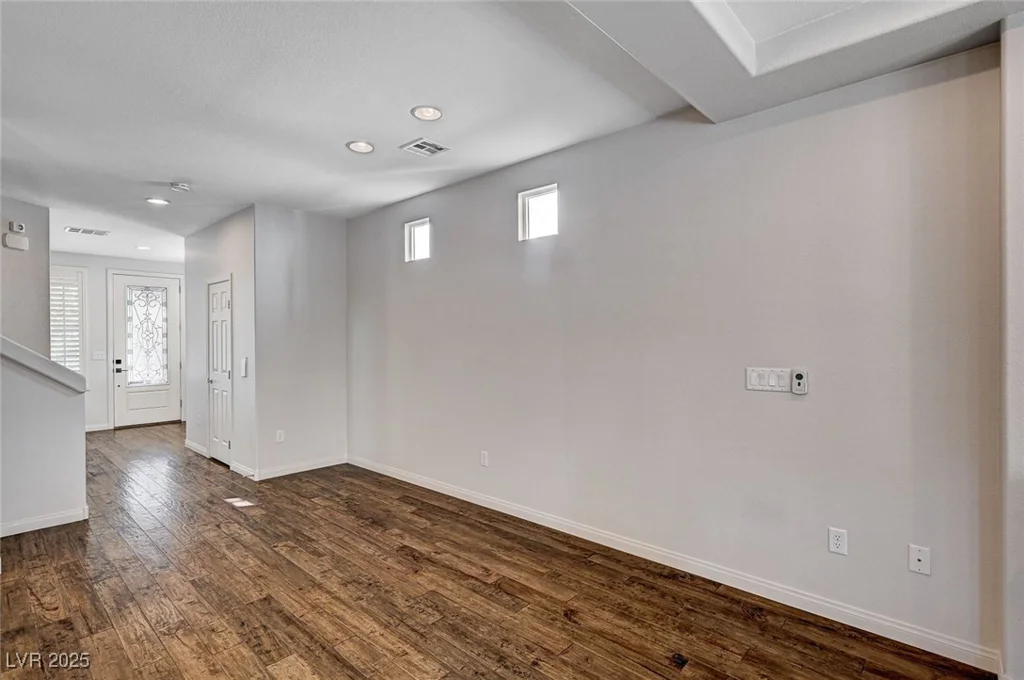5239 Tartan Hill, Las Vegas, NV 89141