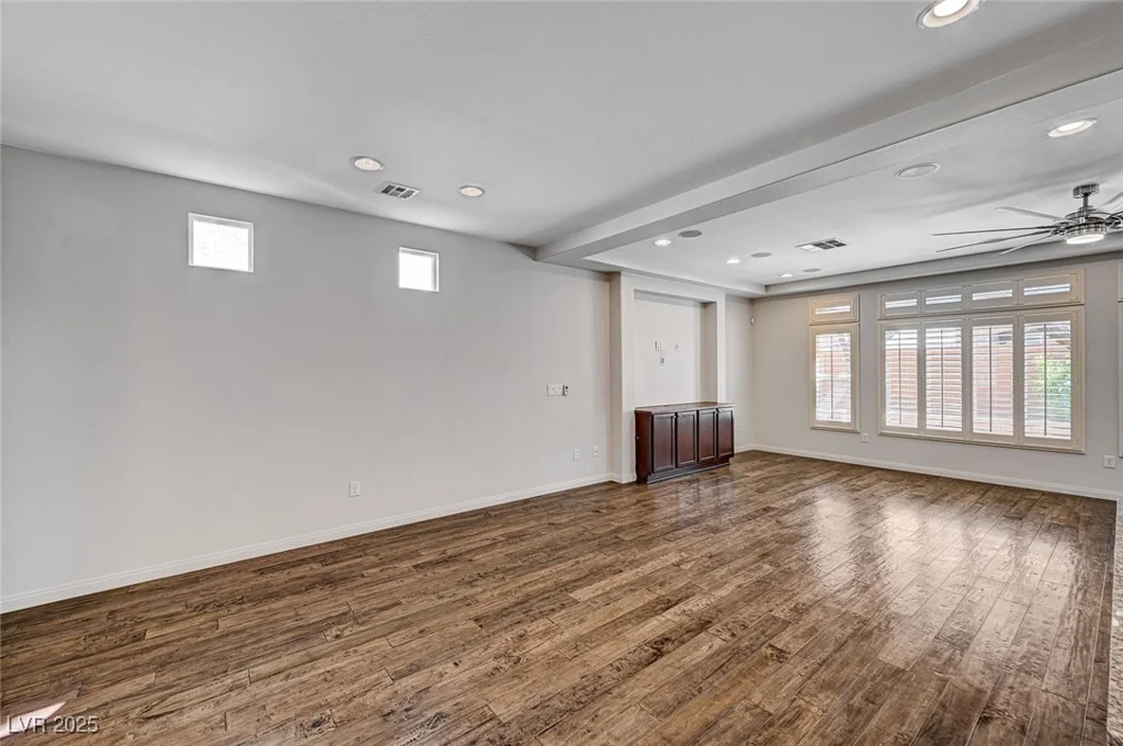 5239 Tartan Hill, Las Vegas, NV 89141