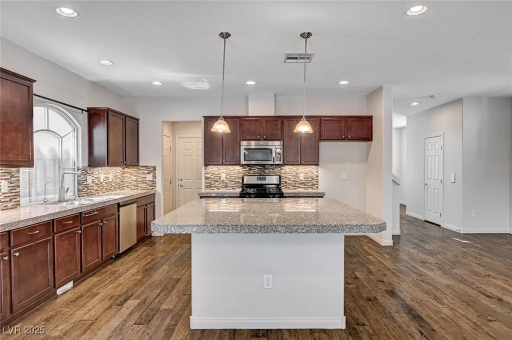 5239 Tartan Hill, Las Vegas, NV 89141