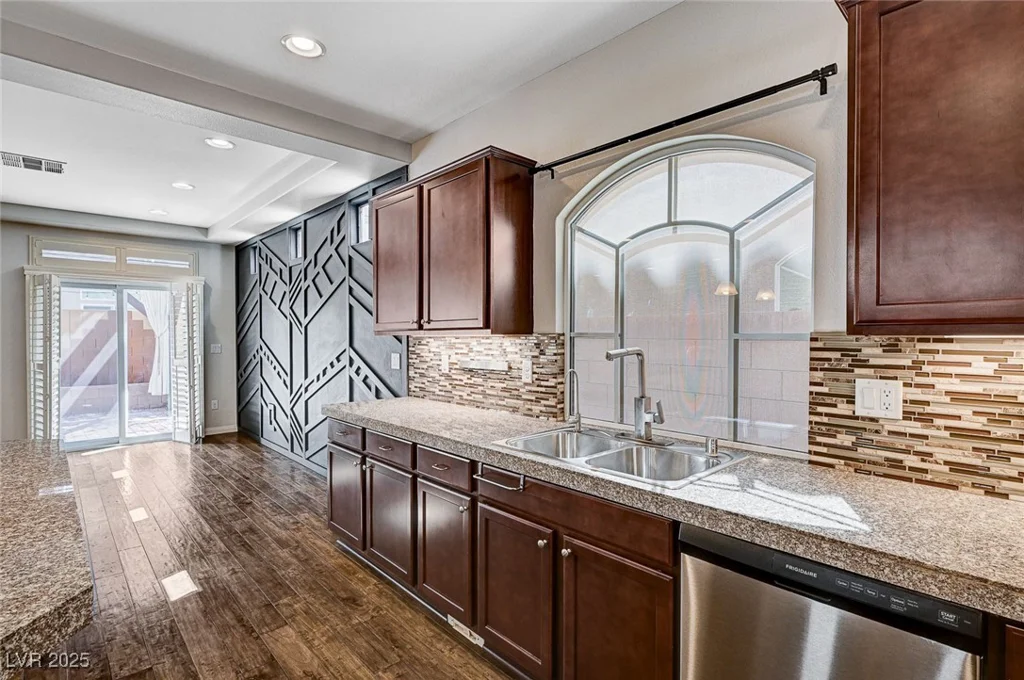 5239 Tartan Hill, Las Vegas, NV 89141