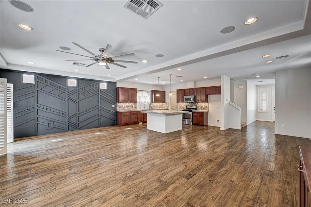 5239 Tartan Hill, Las Vegas, NV 89141