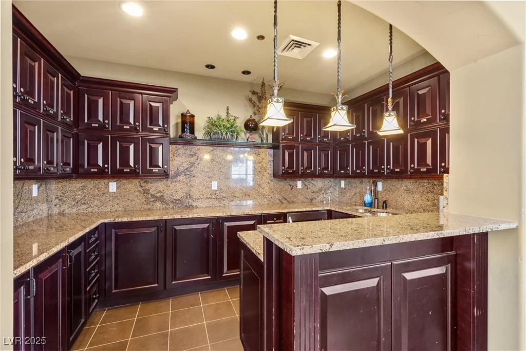 20 Via Visione, Henderson, NV 89011