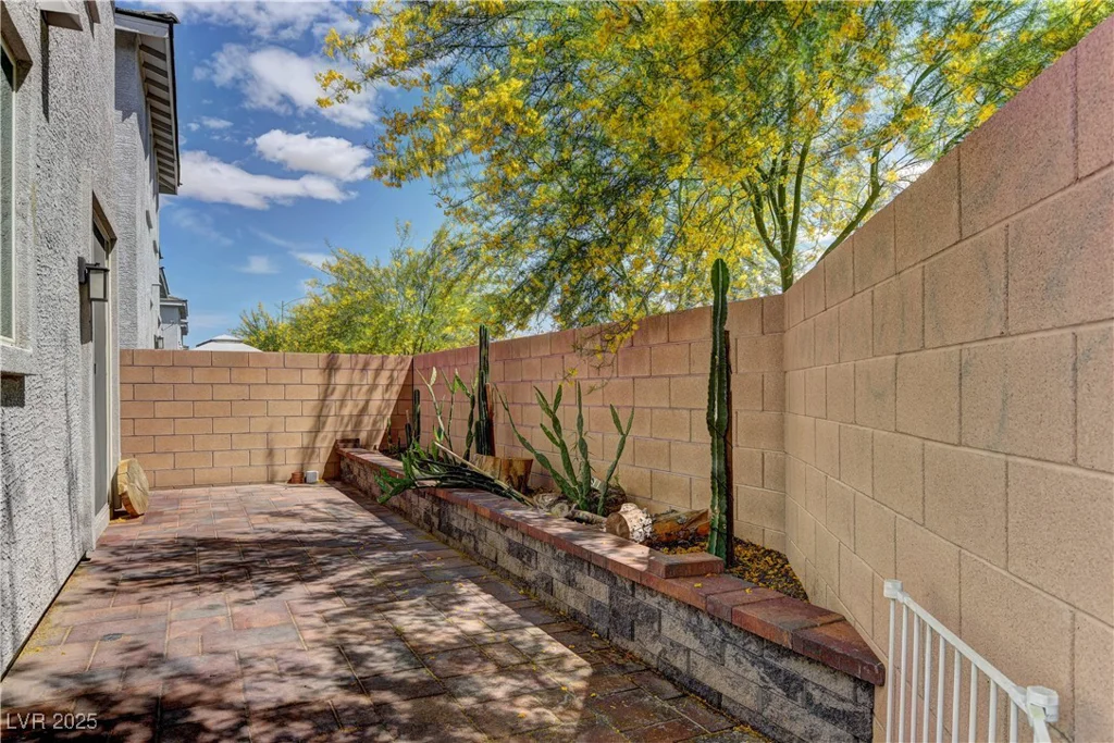 3707 Paseo De Paz, Las Vegas, NV 89115